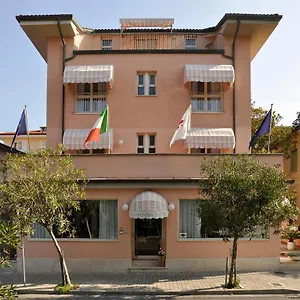 Szálloda Florentia Lido di Camaiore
